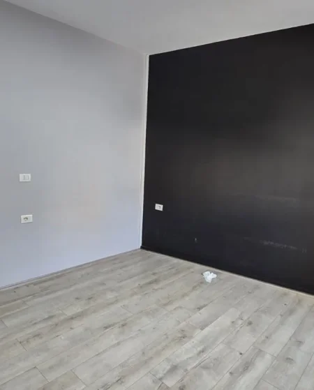 Tirane, jepet me qera apartament 1+1 Kati 2, 61 m² 500 € (Myslym Shyri)