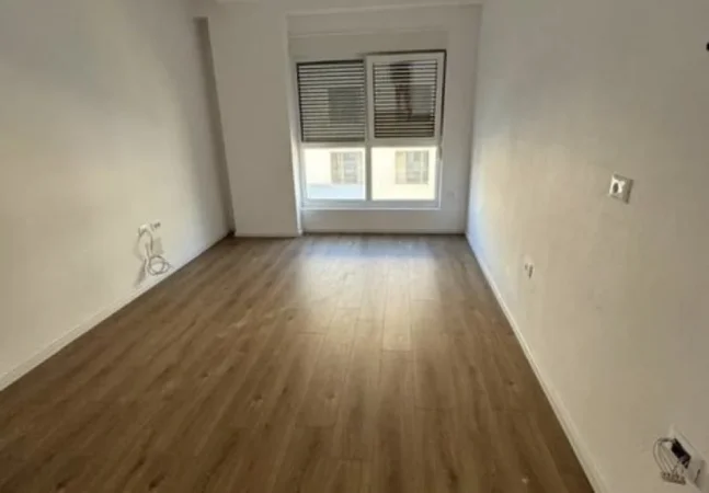 Tirane, shitet apartament 1+1+Ballkon Kati 4, 61 m² 85.400 € (Kompleksi Kaimi, Ali Dem)