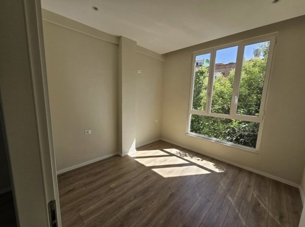 Tirane, shitet apartament 1+1 Kati 4, 41 m² 124.000 € (Myslym Shyri)