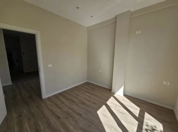 Tirane, shitet apartament 1+1 Kati 4, 41 m² 124.000 € (Myslym Shyri)