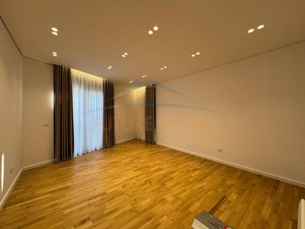 Tirane, jepet me qera Vile 3 Katshe Kati 0, 334 m² 3.000 € (TEG, Long Hill Rezidence)
