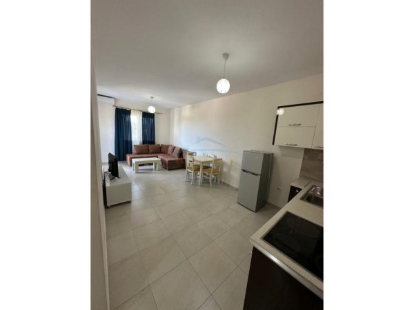 Durres, shitet apartament 1+1+Ballkon Kati 4, 53 m² 85.280 € (GJIRI I LALZIT)