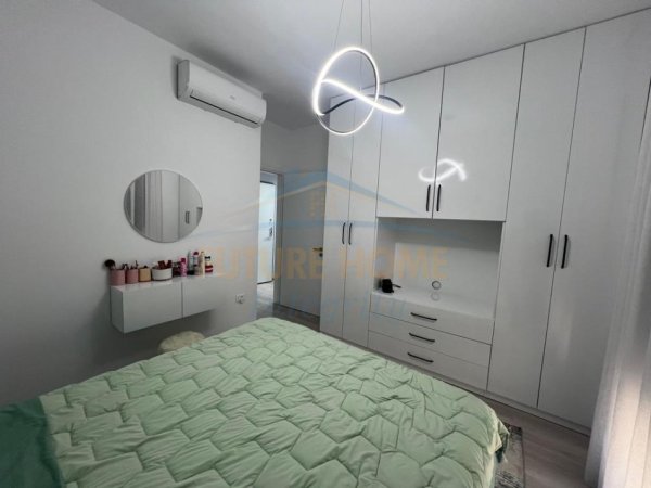 Tirane, shitet apartament 2+1 Kati 4, 73 m² 157.000 € (Rruga e Dibres)