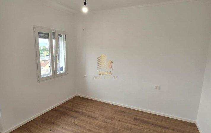 Tirane, shitet apartament 1+1 Kati 7, 53 m² 115.000 € (Rruga Irfan Tomini)