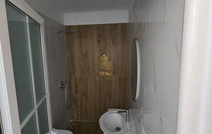 Tirane, shitet apartament 1+1 Kati 7, 53 m² 115.000 € (Rruga Irfan Tomini)