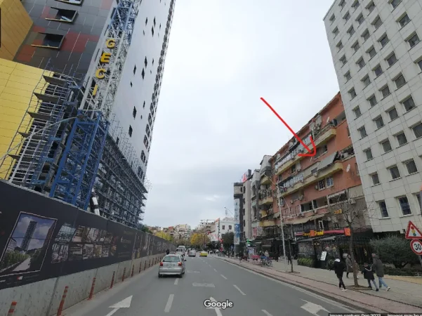 Tirane, jepet me qera apartament duplex 2+1+Ballkon Kati 4, 130 m² 1.300 € (Urani Pano)