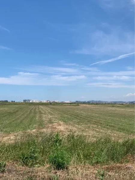 Durres, shes toke ne bregdet , 11.600 m² 232.000 € (rruga golem)