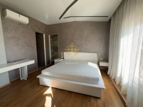 Tirane, jepet me qera apartament 3 Katshe Kati 1, 287 m² 2.500 € (TEG)