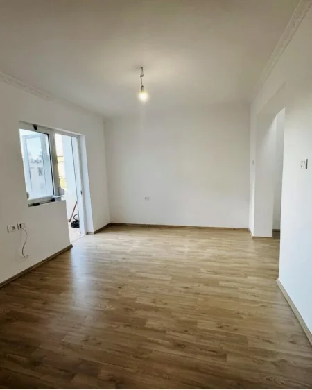 Tirane, shes apartament 2+1+Aneks+Ballkon Kati 6, 75 m² 155.000 € (Perballe me stadiumin Dinamo te Shushica)