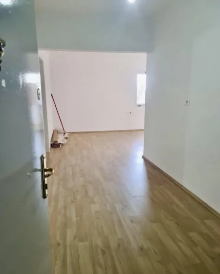 Tirane, shes apartament 2+1+Aneks+Ballkon Kati 6, 75 m² 155.000 € (Perballe me stadiumin Dinamo te Shushica)