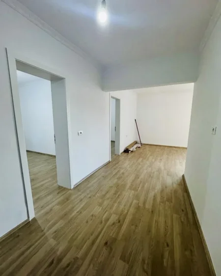Tirane, shes apartament 2+1+Aneks+Ballkon Kati 6, 75 m² 155.000 € (Perballe me stadiumin Dinamo te Shushica)
