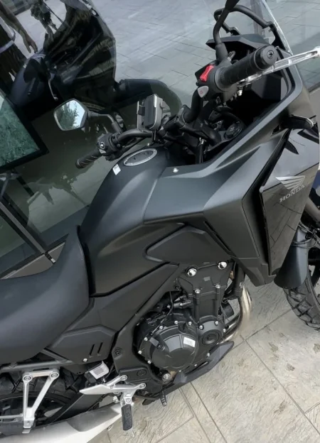 Tirane, shitet Motociklete Honda NX 2024 , e zeze 2.000 km 8.000 €