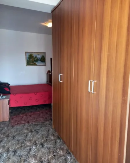 Tirane, jepet me qera apartament 2+1+Aneks Kati 6, 90 m² 600 € (RR. Him Kolli prane Myslym Shyrit)
