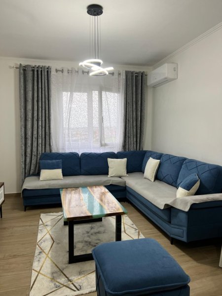 Tirane, jepet me qera apartament 1+1+Ballkon Kati 5, 62 m² 420 € (Rruga Sokrat Miho)