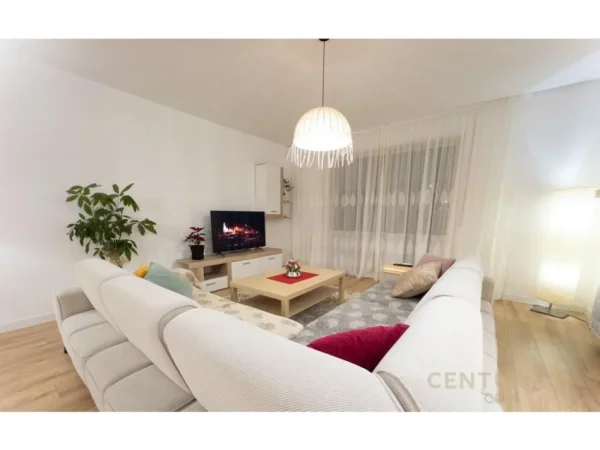 Tirane, shitet apartament 2+1 Kati 6, 133 m² 330.000 € (Rruga e Bogdaneve)