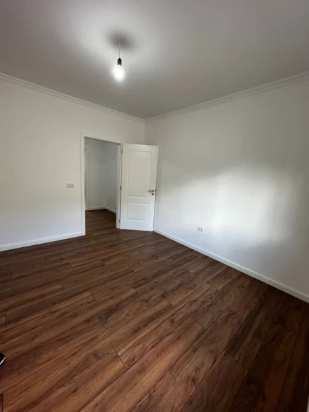 Tirane, shitet apartament 1+1+Aneks+Ballkon , 62 m² (Diplomat 2)