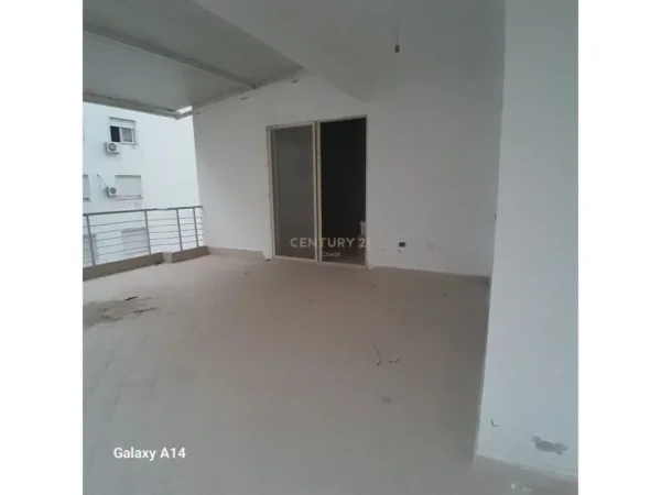 Vlore, shitet apartament , 109 m² 177.500 € 