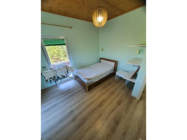Tirane, shitet Vile 2 Katshe Kati 0, 600 m² 350.000 € (Peze e Vogel)