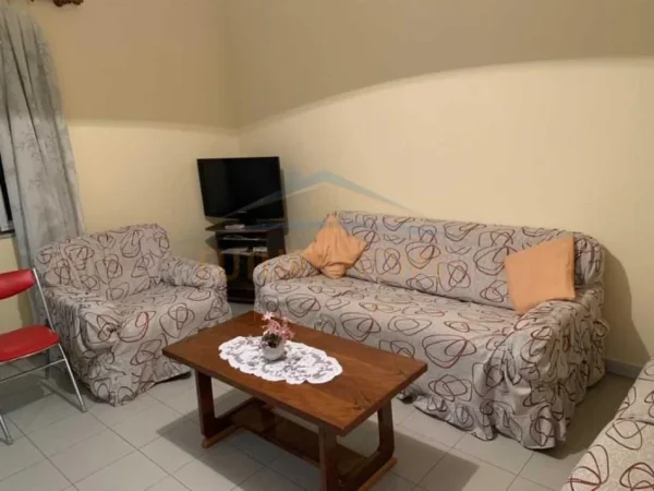 Tirane, jepet me qera apartament 2+1+Ballkon Kati 5, 95 m² 500 € (Qender, Rruga Bulevardi Zogu I)