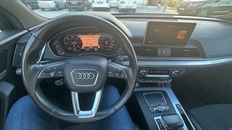 Fier, shitet makine Audi Q 5 2,0 TDI Nafte, e bardhë tiptronik Klima 168.500 km 33.000 €