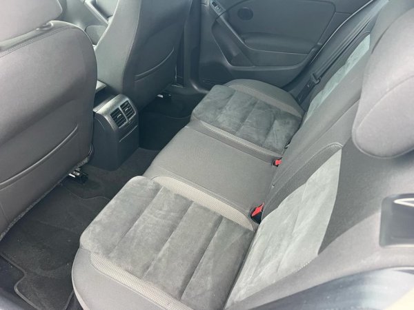 VW GOLF VI - 1.6 NAFTE 👉 2010 👈 kambio AUTOMATIKE 7.400 €