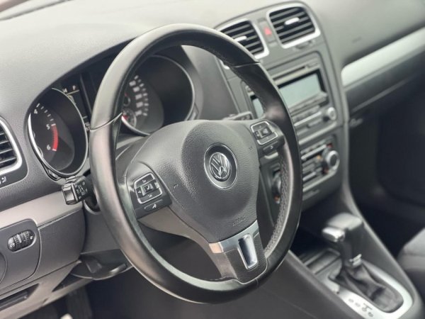 VW GOLF VI - 1.6 NAFTE 👉 2010 👈 kambio AUTOMATIKE 7.400 €