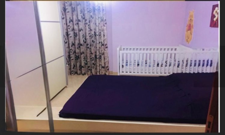 Tirane, jepet me qera apartament 1+1 Kati 6, 80 m² 350 € (Pallatet Cabej)