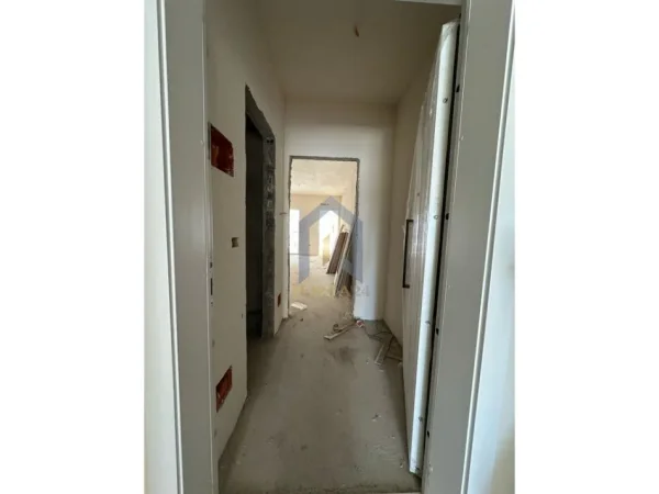 Tirane, shitet apartament 2+1 Kati 3, 82 m² 120.375 € 