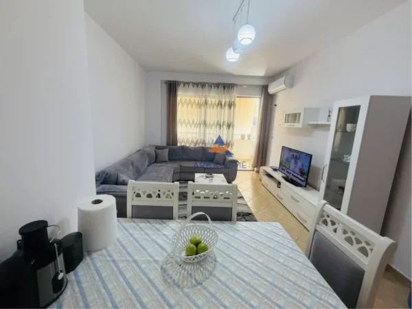 Tirane, jepet me qera apartament 1+1+Ballkon Kati 5, 62 m² 450 € (TEODOR KEKO)