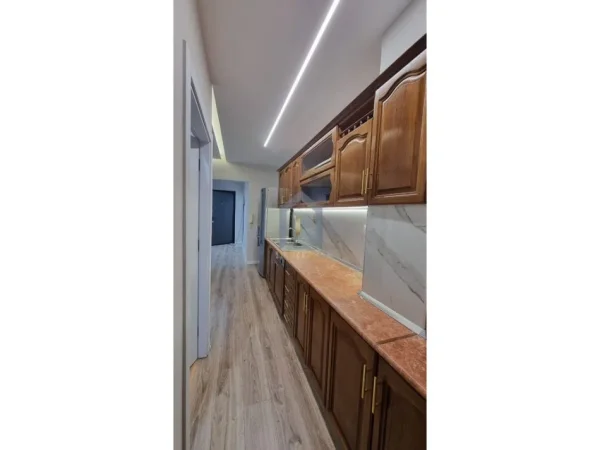 Tirane, shes apartament 1+1+Ballkon Kati 7, 56 m² 124.000 € ("Don Bosko")