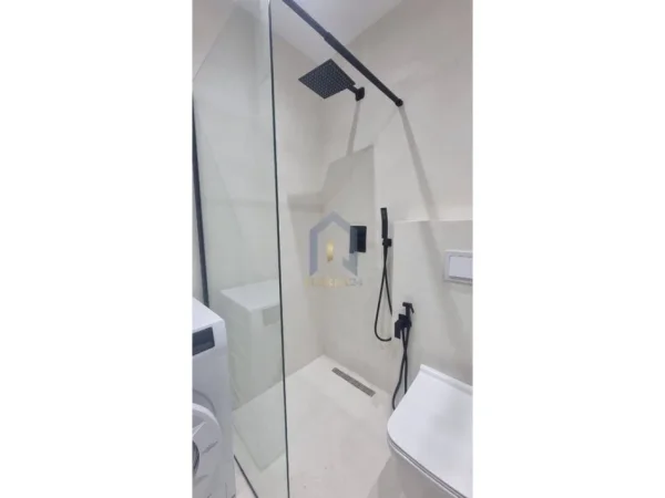 Tirane, shes apartament 1+1+Ballkon Kati 7, 56 m² 124.000 € ("Don Bosko")