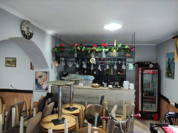 Tirane, jepet me qera lokal Kati 0, 100 m² 400 € (5 maji)