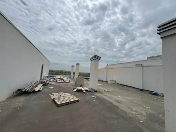 Durres, shitet apartament+verande | Penthouse 2+1+Aneks+Ballkon Kati 8, 562 m² (Qerret,Kavaje)