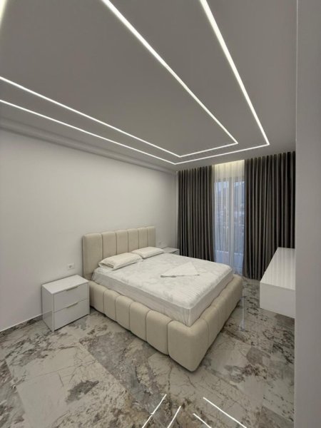 Tirane, jepet me qera 1+1+Ballkon Kati 5, 75 m² 500 € (Bulevardi i Ri)