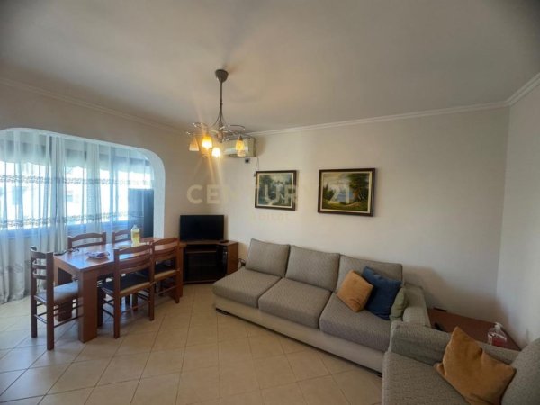 Tirane, shitet 1+1 Kati 5, 52 m² 77.000 € (Shkolla e Bashkuar)