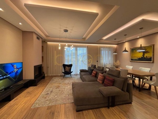 Tirane, jepet me qera apartament , 154 m² 1.500 € (Kopshti Zoologjik)