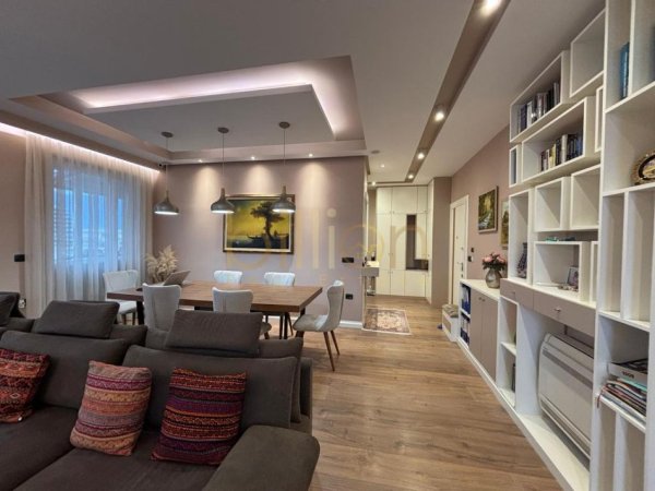 Tirane, jepet me qera apartament , 154 m² 1.500 € (Kopshti Zoologjik)