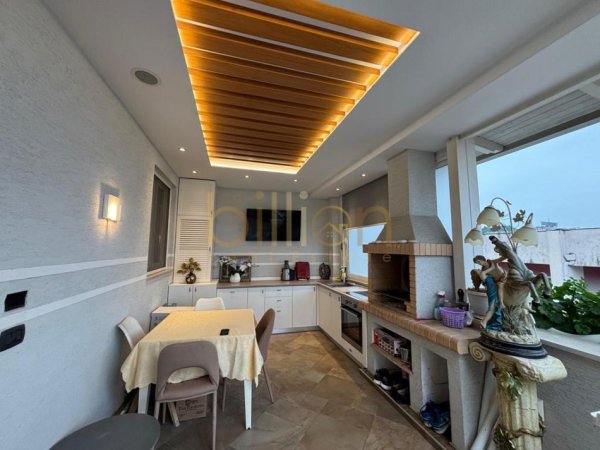 Tirane, jepet me qera apartament , 154 m² 1.500 € (Kopshti Zoologjik)