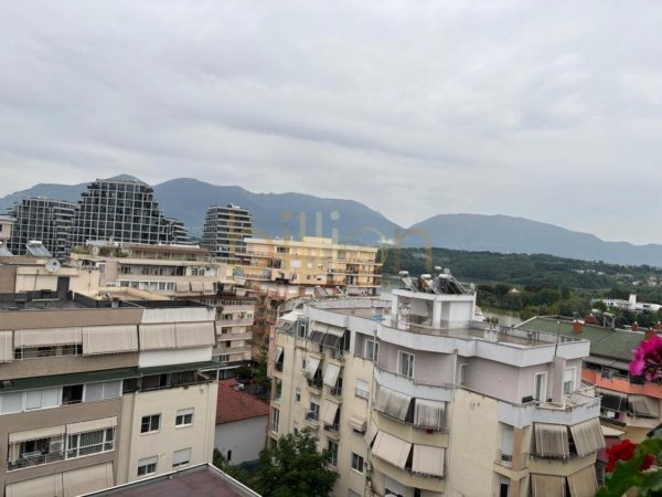 Tirane, jepet me qera apartament , 154 m² 1.500 € (Kopshti Zoologjik)