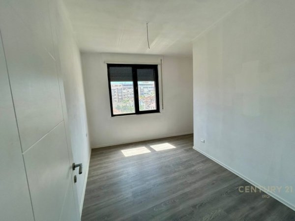 Tirane, shitet apartament 2+1 Kati 3, 84 m² 210.000 € (Rruga Qemal Stafa)