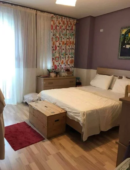 Tirane, shitet apartament 2+1 Kati 4, 98 m² 169.000 € (rruga trandafili i bardhe)