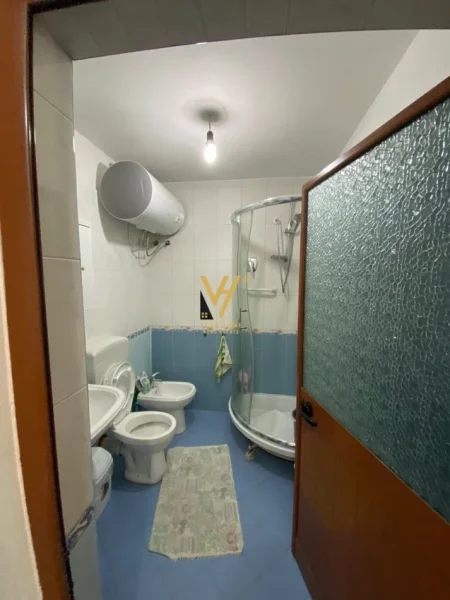 Tirane, shitet Vile 2 Katshe Kati 0, 400 m² 450.000 € (SELITE)
