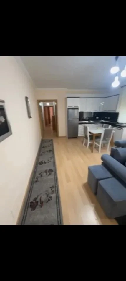 Tirane, shitet apartament 2+1 Kati 4, 90 m² 175.000 € (Liqeni i thate)