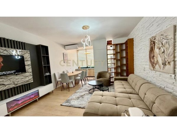 Tirane, jepet me qera apartament 2+1 Kati 6, 76 m² 900 € (Rruga e Elbasanit)