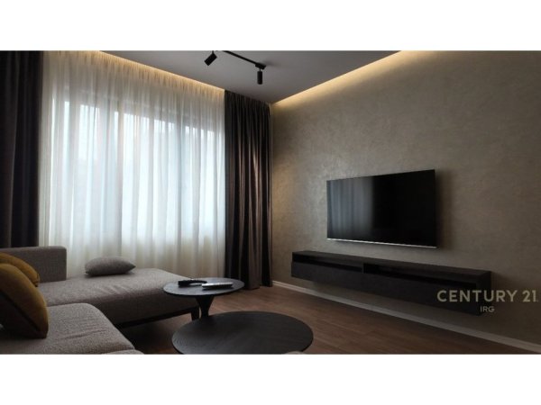 Tirane, jepet me qera apartament 2+1 Kati 3, 105 m² 1.100 € (PAZARI I RI)