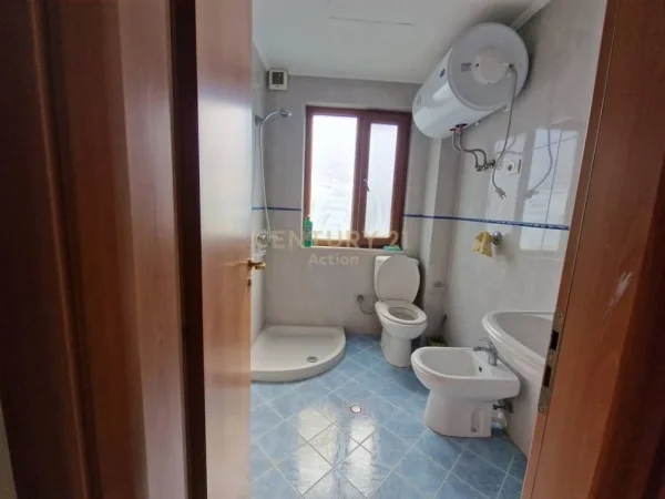 Tirane, shitet apartament 2+1 Kati 4, 72 m² 138.000 € (Rruga Karl Gega)