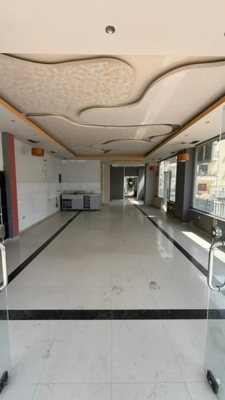 Tirane, shitet ambjent biznesi Kati 0, 294 m² 398.000 € (Kodra e Diellit, pranë kompleksit Eleonora)