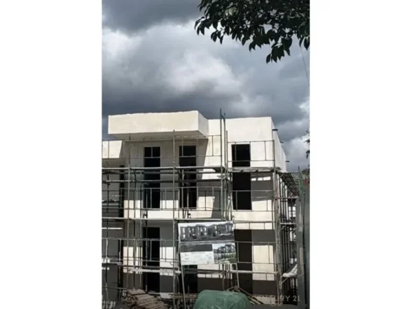 Tirane, shes Vile 2 Katshe Kati 2, 363 m² 483.000 € (Teg)