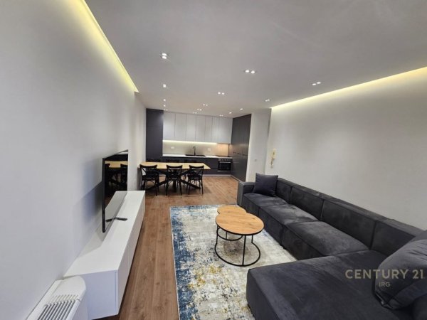 Tirane, jepet me qera apartament 2+1+Aneks+Ballkon Kati 6, 112 m² 1.000 € (Rruga e Kavajes)