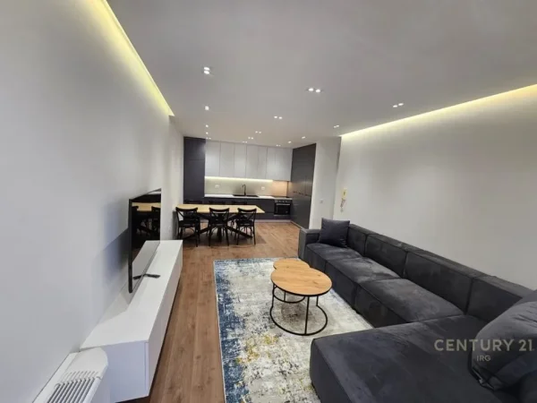 Tirane, jepet me qera apartament 2+1+Aneks+Ballkon Kati 6, 112 m² 1.000 € (Rruga e Kavajes)